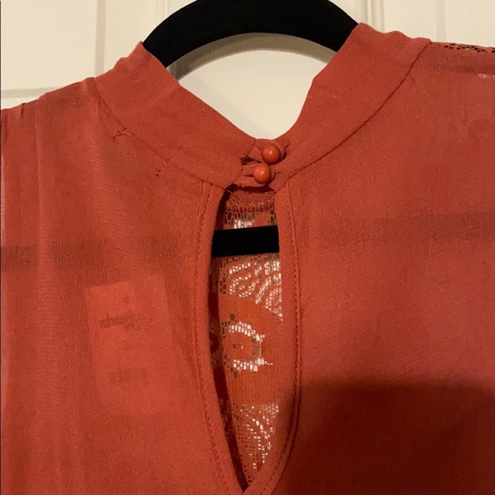 Top - Picture 4 of 5